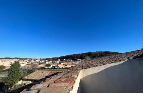 Appartement chaleureux avec jacuzzi-Terrasses rooftop-Rafraîchisseur-Parking-wifi - Foto 37