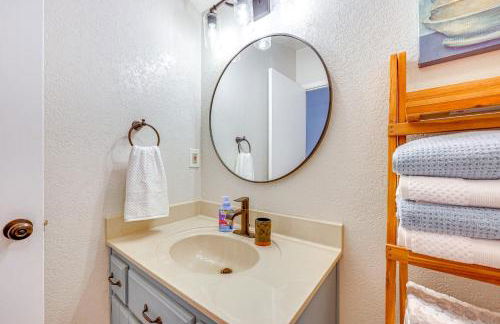 Lakefront Murphy Getaway with Deck, Dock and Kayaks! - Foto 21