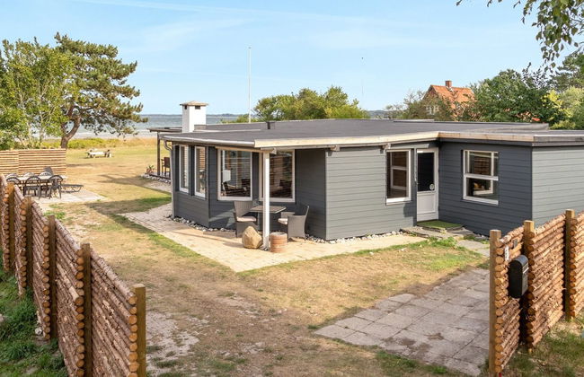 "Sigurd" - 20m from the sea - Photo 1