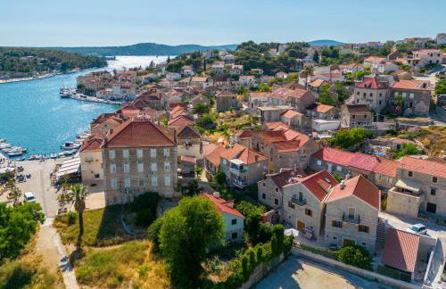 Luxury Stone Villa Nevija with heated pool - Photo 71