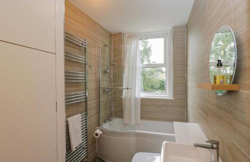 White Roses - Foto 40