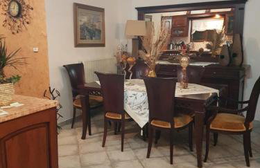 HoneyHouse - Photo 40