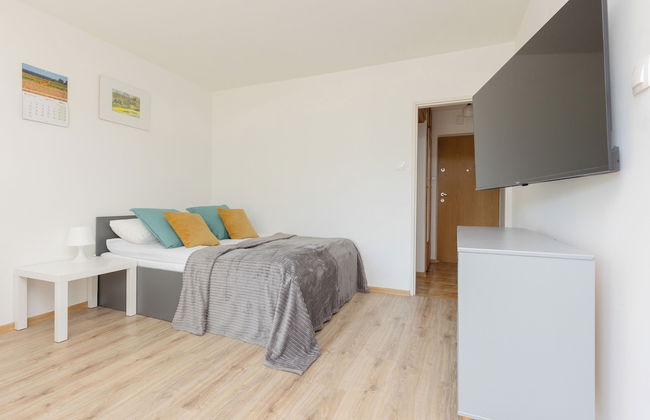 Metro Pole Mokotowskie Studio by Renters - Photo 6