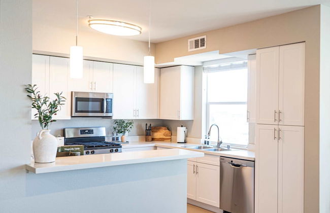 Amazing Water View w Jacuzzi Sky Lounge - Foto 9