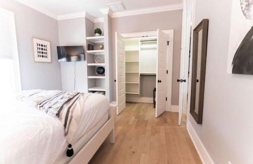 Minutes to Downtown Huge Outdoor Deck HOT TUB - Foto 54