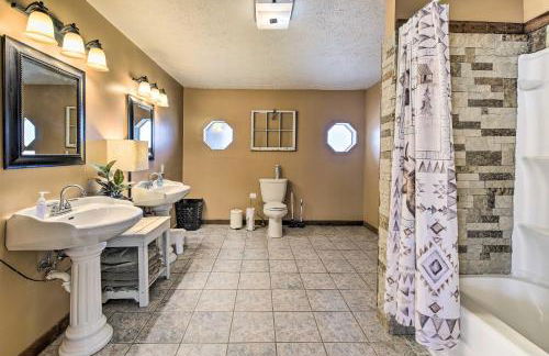 Strawberry Plains Cabin Private Pond and Game Room! - Foto 16