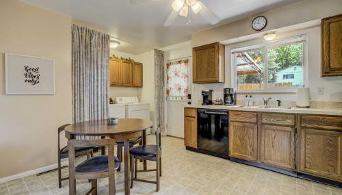 Alder Row Private Patio w Fire Pit & Workspaces - Foto 4