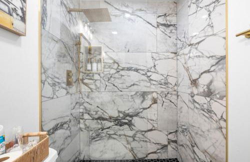 2 King Suites - Hot Tub - Large Patio - Sleeps 12 - Foto 50