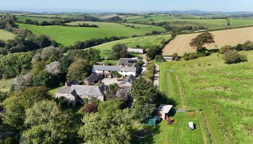 Hop Loft-Barn Conversion, with access to Pool & Hot Tub-at Fox Valley Cottages - Foto 4