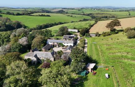 Hop Loft-Barn Conversion, with access to Pool & Hot Tub-at Fox Valley Cottages - Foto 4