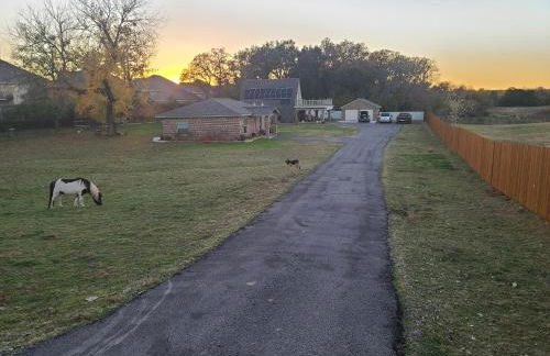 Adorable 2-bedroom guesthouse with patio - Foto 6