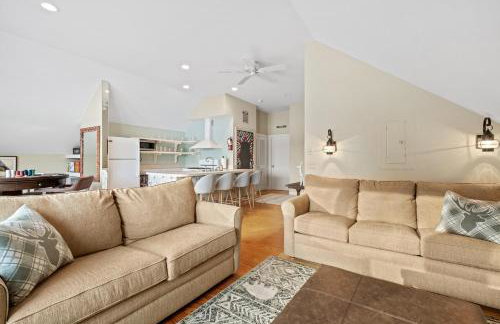 RiverNest - 1700 feet of Private Frontage on the Pemi River - 25 Acres, Sleeps 16, Close to Golf, Skiing, Hiking - Foto 77