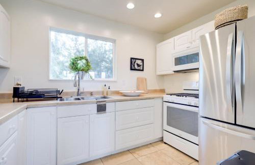 Dog-Friendly Home with Fenced Yard in Los Cerrillos - Foto 7