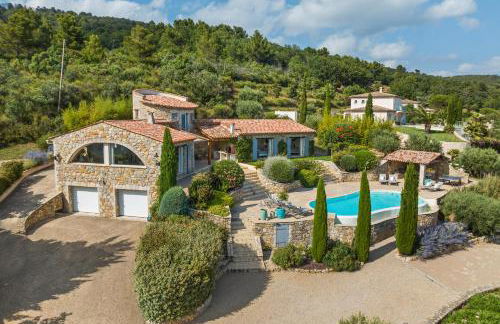 Villa La Genestière - Familienoase und Golfertraum mit Infinity-Pool und 180-Grad-Panoramablick bis zum Meer - Foto 62