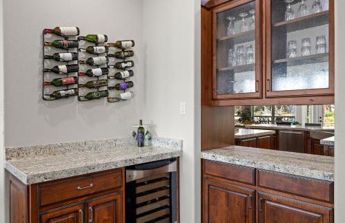 Luxury Retreat, POOL, Views, Pets OK, Sleeps 14 - Foto 18