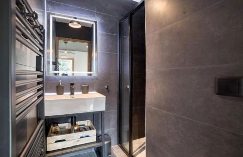 Magnifique chalet mitoyen - Jacuzzi - Cousinade II - Photo 24