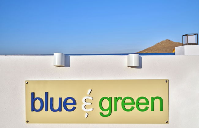 Blue and Green in Luxury - Photo 35