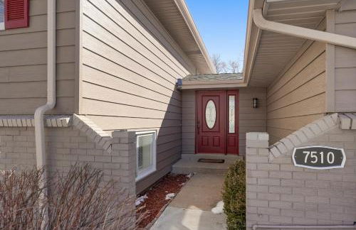 Serene 4-Bedroom Getaway in Arvada! Pet-friendly! - Foto 28