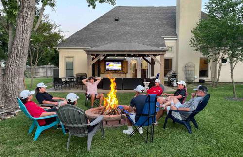 Spirit of Aggieland Retreat-HugeYard-1 Mile to A&M - Foto 2