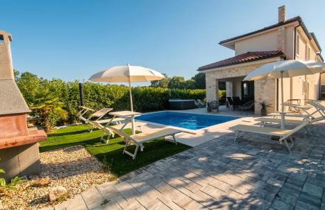 Luxury Villa Aramis with jacuzzi in Malinska - Foto 3