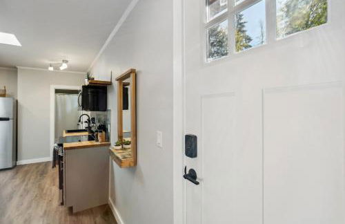 Pet-Friendly Kent Vacation Rental, Walk to Lake! - Foto 5