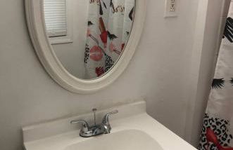 Private 3 bedroom and 1 bathroom house, direct NYC Manhattan train a 15 minute walk away, MetLife Stadium FIFA World Cup 35 minutes away - Foto 7