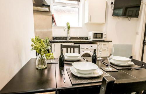 EMERALD Delightful Suite Moseley Mews, Birmingham By STAE-Homes - Foto 14