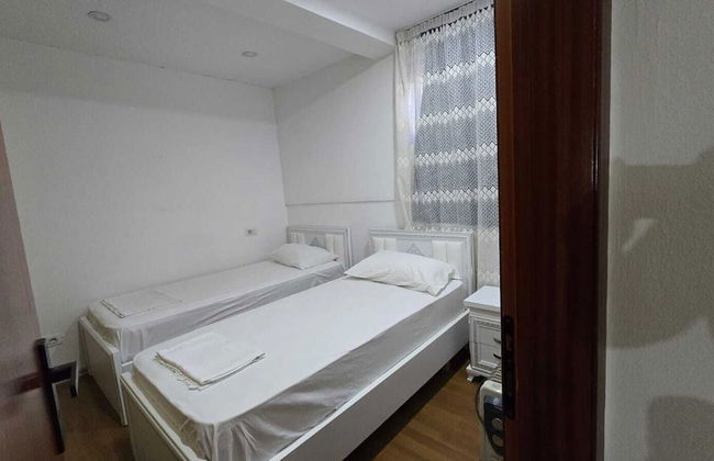 Tirent Apartment-Cozy 2-Bedroom Stay in Don Bosko - Foto 5