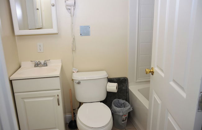 68 East Grand Ave - Photo 26