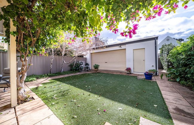 Glenelg Beach Stylish 2 Story Townhouse Sea View - Foto 22