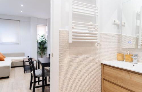 AR IFEMA piso moderno cerca aeropuerto y feria Madrid - Foto 31