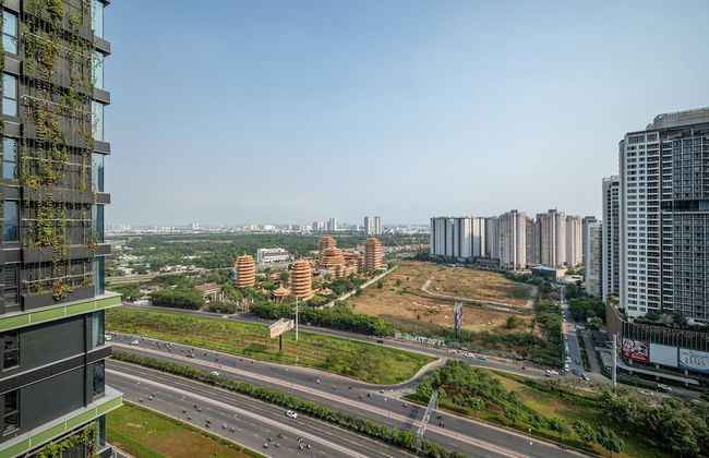 Lumiere Riverside Luxury Apartment - Photo 4