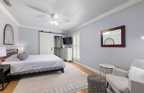 Fountain of Youth House - Scenic Downtown Retreat - Foto 21