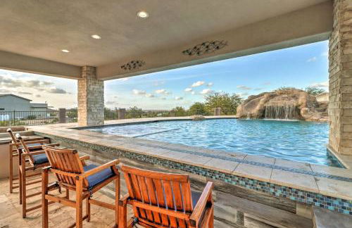 Pool and Spa! Phoenix Mansion Near Spring Training - Foto 35