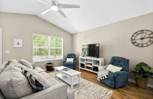 Peaceful Pearl Retreat- 5 Minutes to Downtown, 10 Minutes to Beach - Foto 9