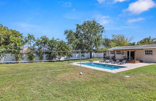 Stunning Tropical Pool House Delray Near The Beach - Foto 35