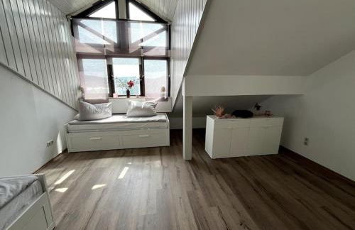 Moderne Wohnung mit Dachterrasse - Foto 10