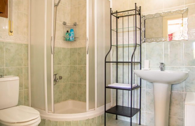 Enchanting Villa With Backyard in Cesme Near Beach - Foto 20