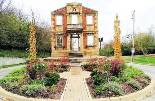 Luxury 8 Bed/4 Ba NuLu Home Private yard/parking - Foto 77