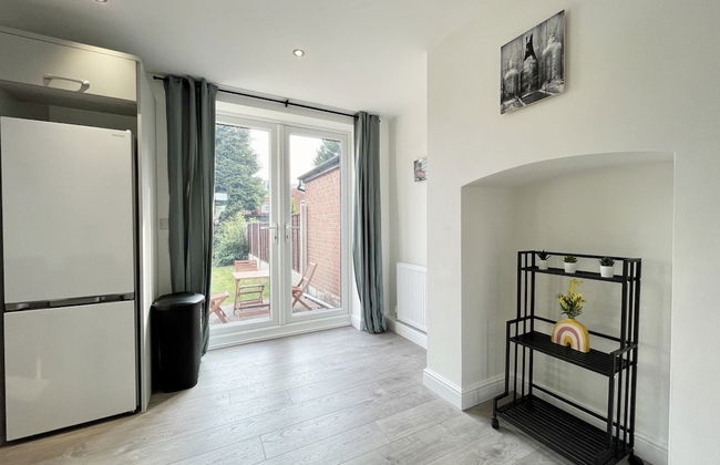 Worksop Newly Refurbished 2-bedroom House - Foto 6