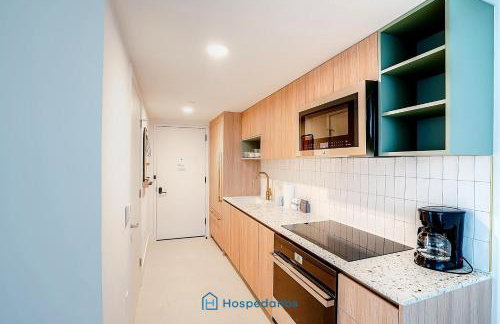 Apartment in New Luxury Condo in Downtown - Photo 26