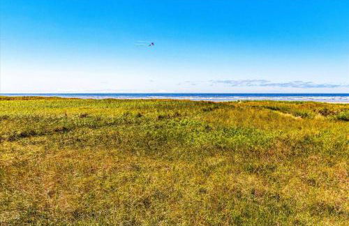 Waterfront Condo right on the Pacific Ocean - Photo 24