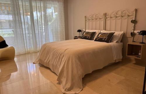 Tu descanso en Marbella, relax, golf y playa - Photo 11