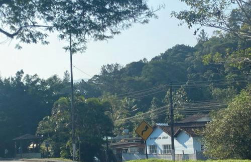 Casa espaçosa em estilo colonial - Foto 66