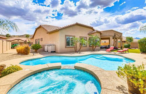 Backyard Oasis with Fire Pit Laveen Village Retreat - Foto 1
