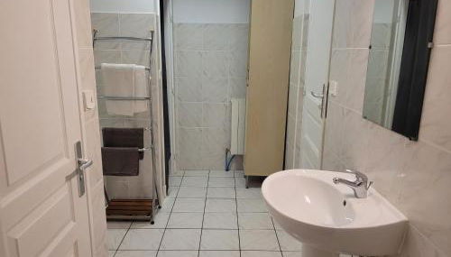 DOMAINE DE POULHARIES - Carignan - Foto 5