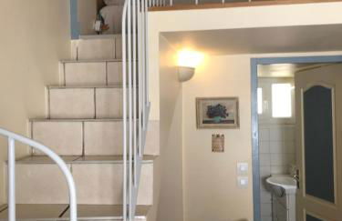 Simone's Tiny House - Photo 15