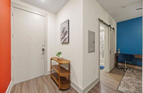 Studio with Patio, Pool, Gym, Parking & Queen Bed - Foto 7