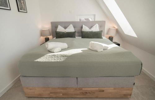 FEEL GOOD HOMES Ruhig-Klimaanlage-WLAN-Regendusche - Foto 18