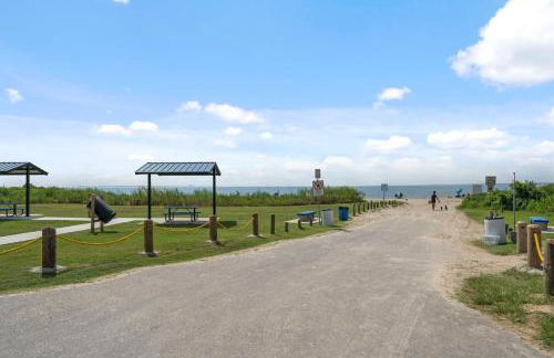 Sandy Private Beach Oasis Close to Kemah Boardwalk & NASA 5 STAR SUPER HOST - Foto 16